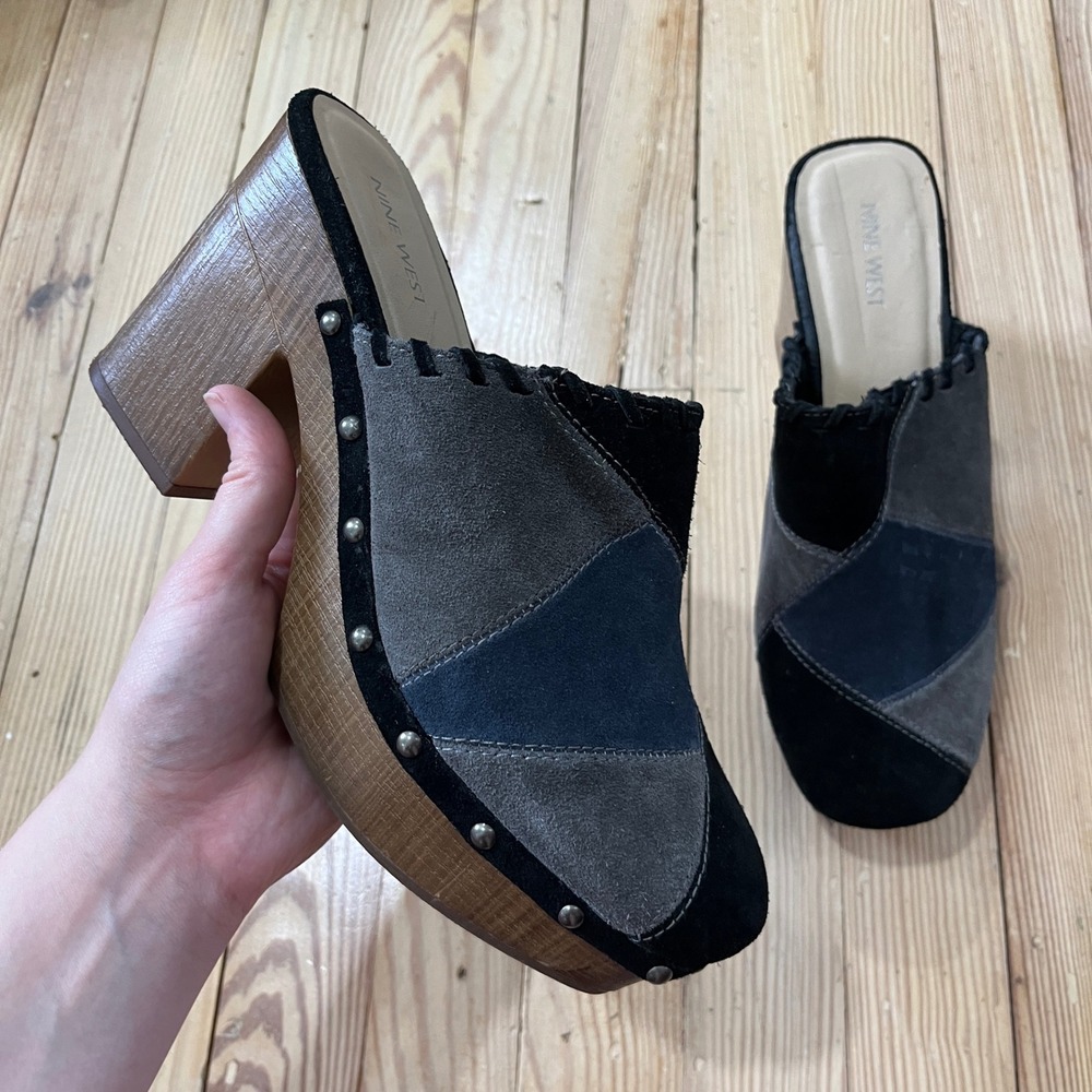 Nine West Peaced4 Patchwork Suede Clogs Womens 9.5 Black Grey Navy Studded Mules